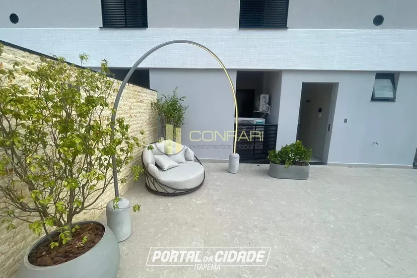 Apartamento &agrave; venda - 133m&sup2; - meia praia