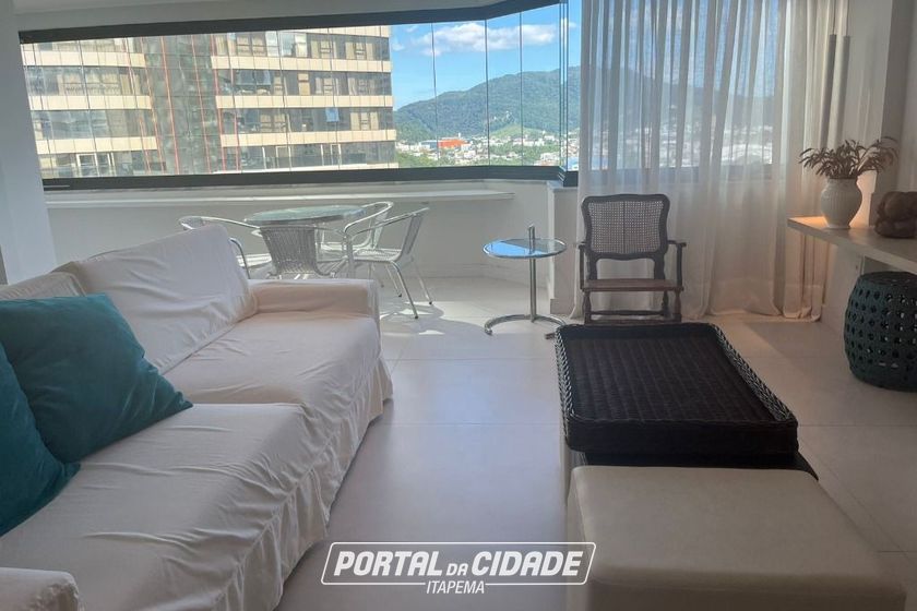 Apartamento para alugar - 125m&sup2; - Centro