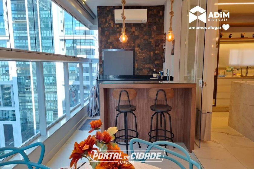 Apartamento para alugar - 132m&sup2; - Meia Praia