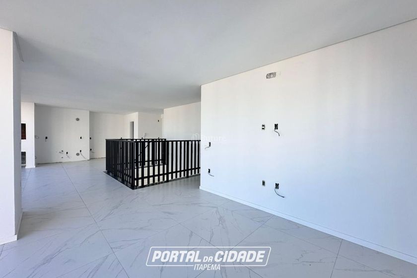 Apartamento &agrave; venda - 276m&sup2; - Meia Praia