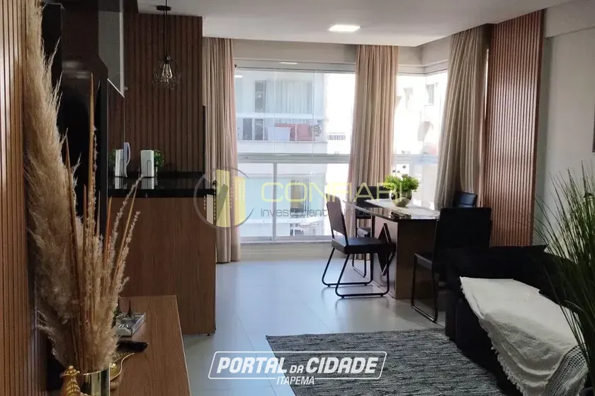 Apartamento &agrave; venda - 101m&sup2; - Meia Praia