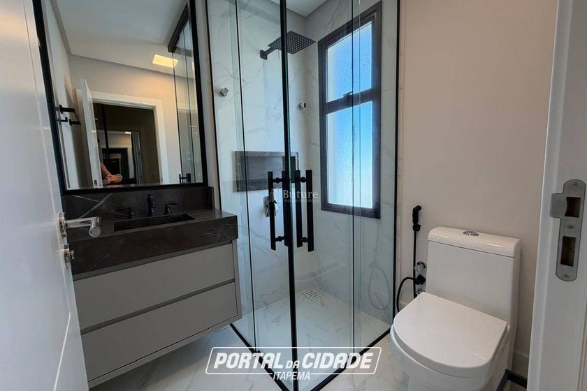 Apartamento &agrave; venda - Meia Praia