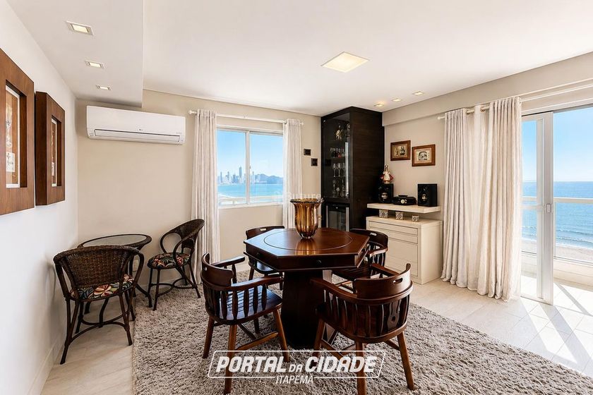 Apartamento &agrave; venda - 260m&sup2; - Centro