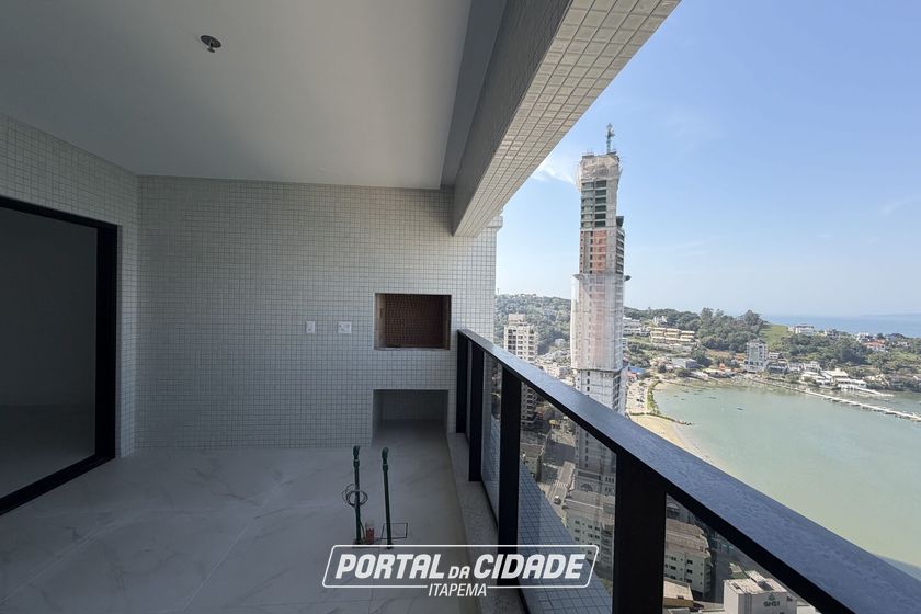 Apartamento &agrave; venda - 178m&sup2; - Centro