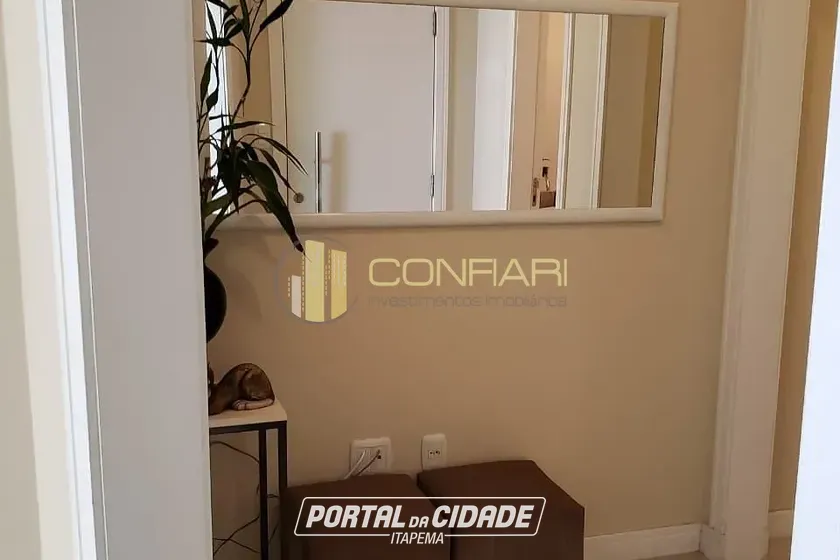 Apartamento &agrave; venda - 174m&sup2; - Meia Praia