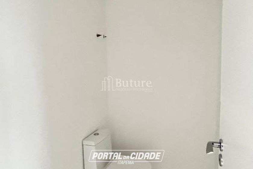 Apartamento &agrave; venda - 182m&sup2; - Meia Praia