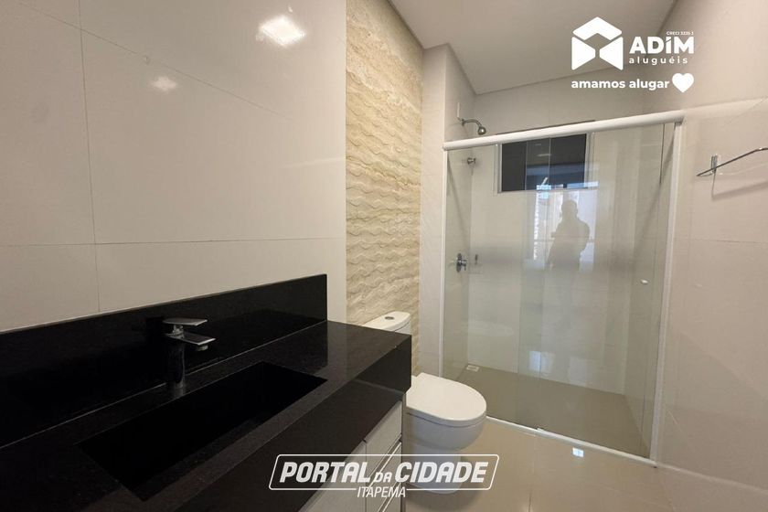 Apartamento para alugar - 190m&sup2; - Meia Praia