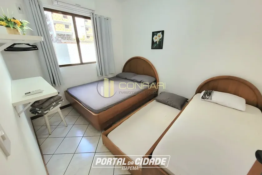 Apartamento &agrave; venda - 137m&sup2; - Meia Praia