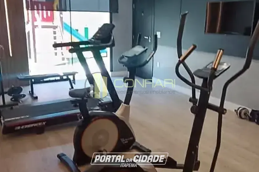 Apartamento &agrave; venda - 129m&sup2; - Meia Praia