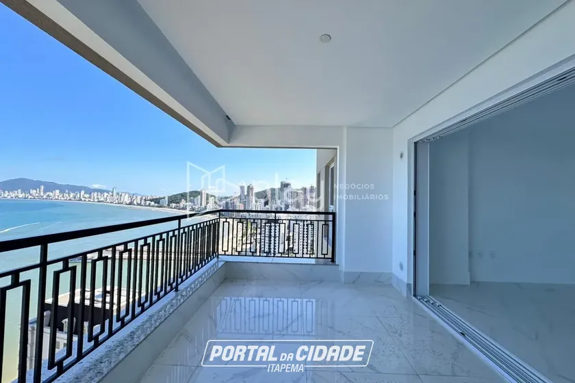 Apartamento &agrave; venda - 143m&sup2; - Canto da Praia