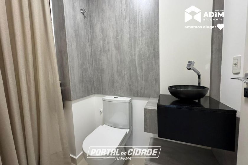 Apartamento para alugar - 190m&sup2; - Meia Praia