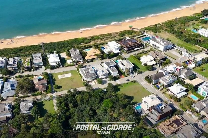 Terreno &agrave; venda - 871m&sup2; - Regi&atilde;o das Praias