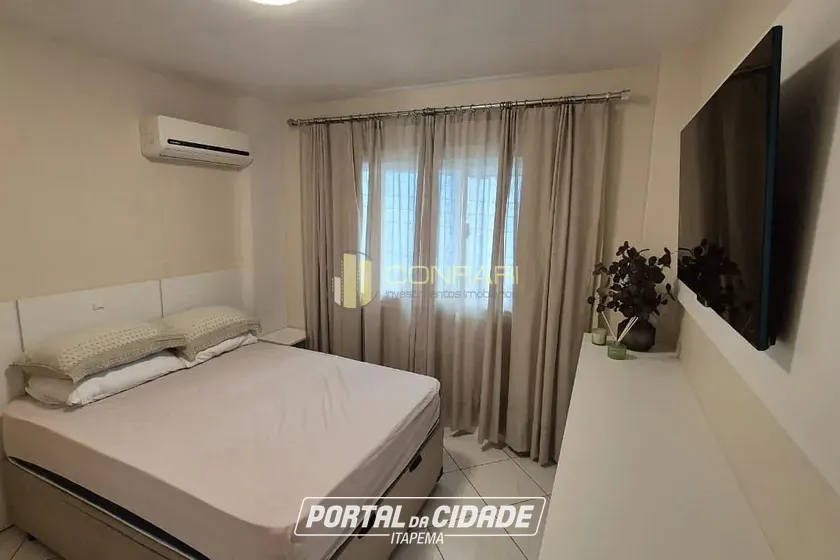 Apartamento &agrave; venda - 168m&sup2; - Meia Praia