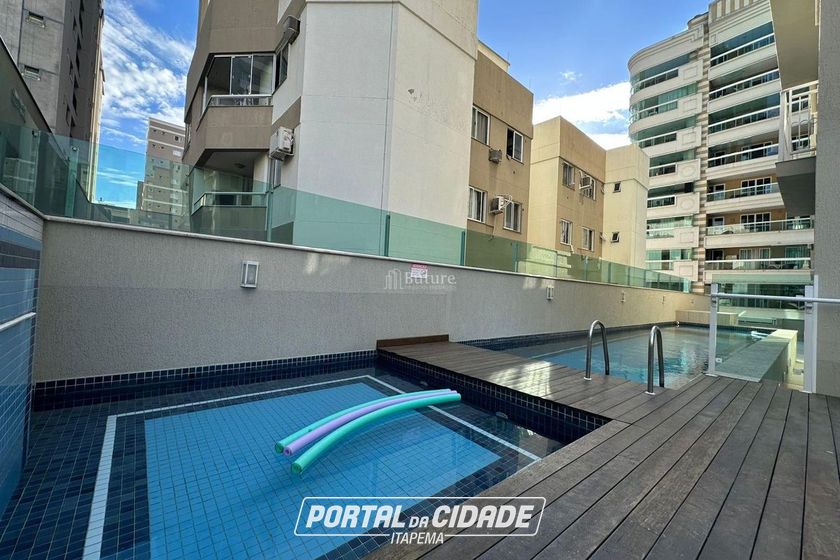 Apartamento &agrave; venda - 134m&sup2; - Meia Praia