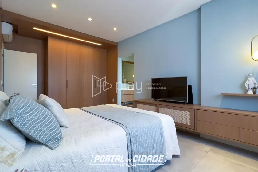 Apartamento &agrave; venda - 188m&sup2; - Meia Praia