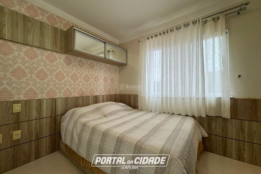 Apartamento &agrave; venda - 135m&sup2; - Pioneiros