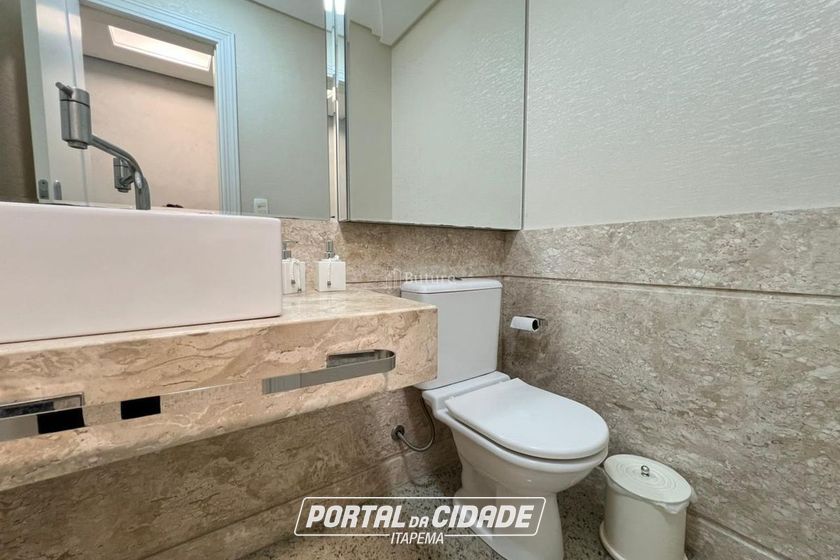 Apartamento &agrave; venda - 350m&sup2; - Meia Praia