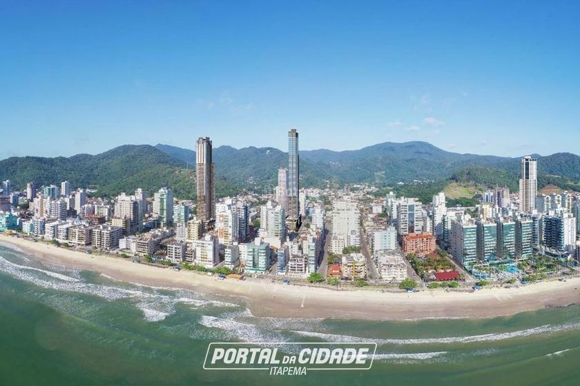 Apartamento &agrave; venda - 201m&sup2; - Centro