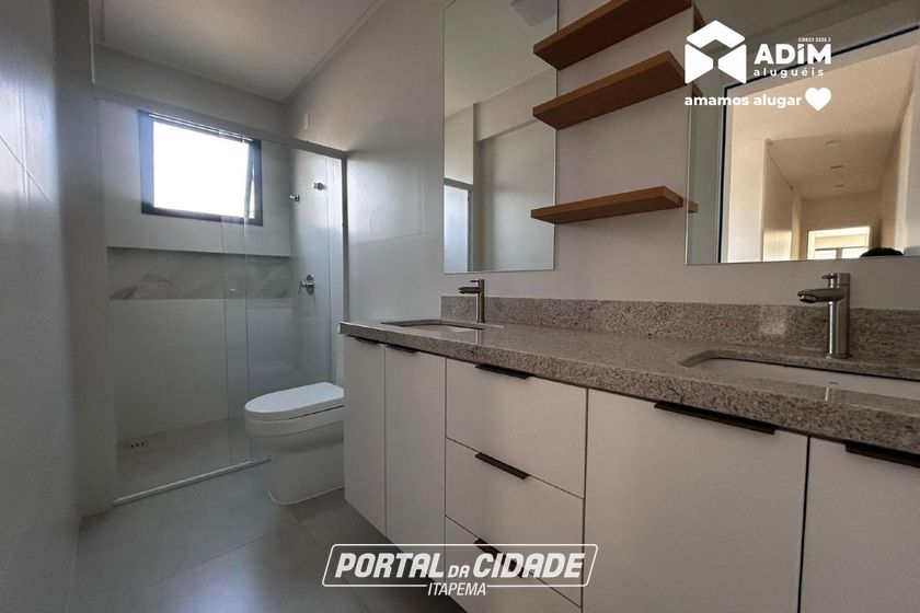 Apartamento para alugar - 125m&sup2; - Meia Praia