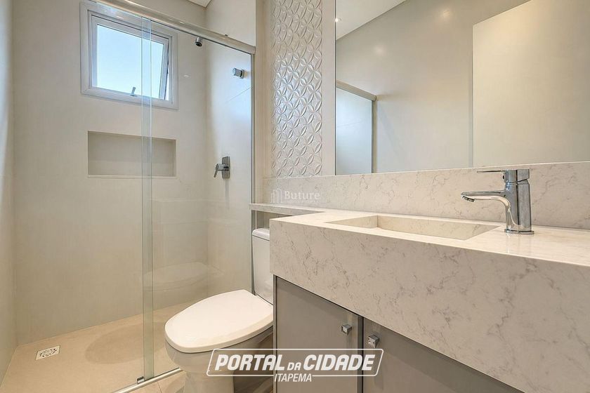 Apartamento &agrave; venda - 85m&sup2; - Meia Praia