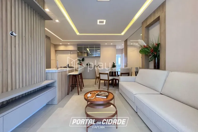 Apartamento &agrave; venda - 128m&sup2; - Meia Praia