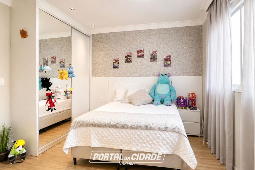 Apartamento &agrave; venda - 195m&sup2; - Meia Praia