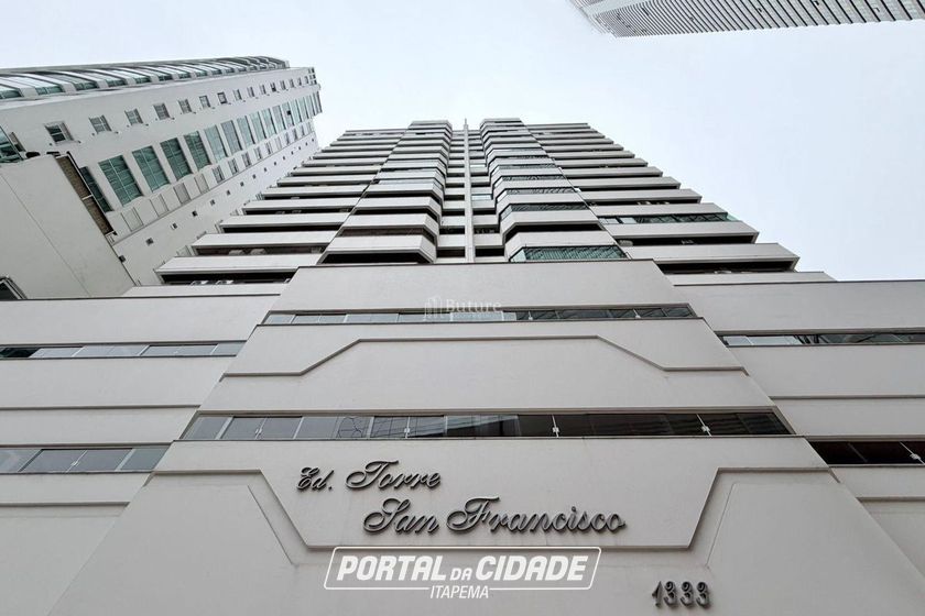 Apartamento &agrave; venda - 142m&sup2; - Barra Sul