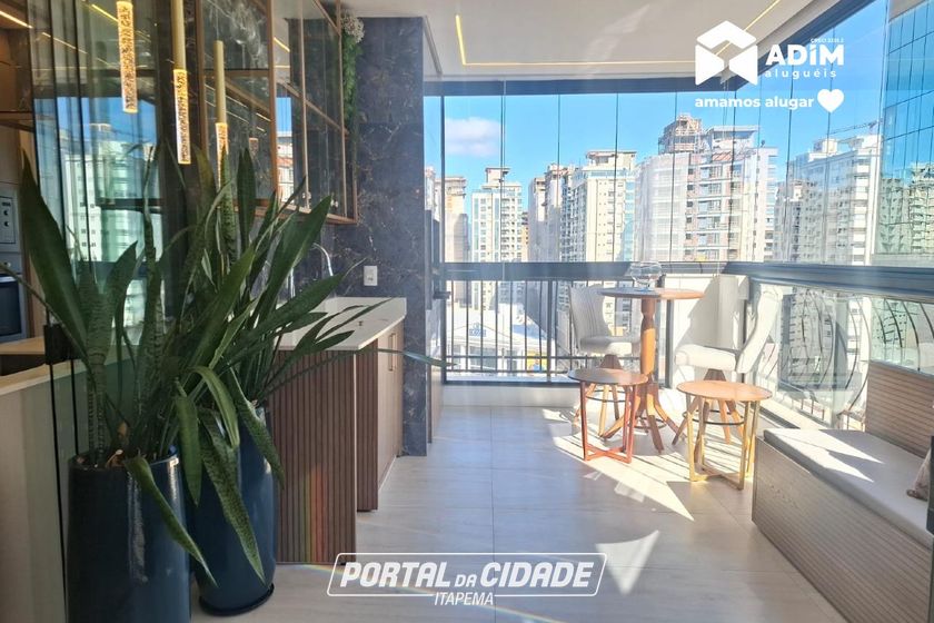 Apartamento para alugar - 127m&sup2; - Meia Praia