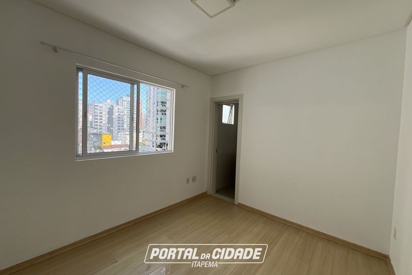 Apartamento &agrave; venda - Meia Praia