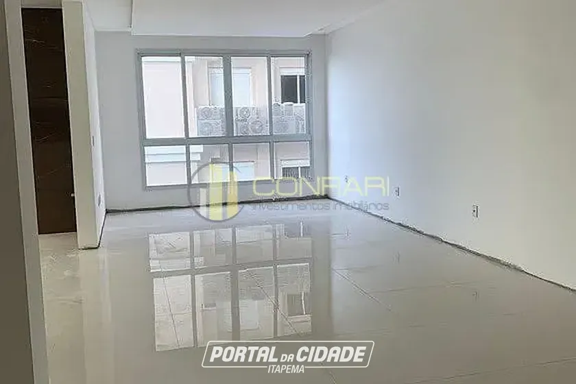 Apartamento &agrave; venda - 180m&sup2; - Meia Praia