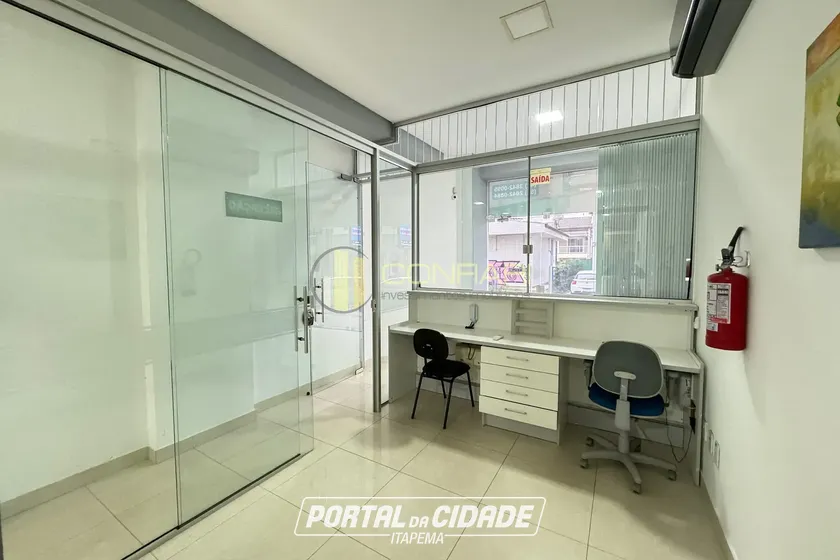 Sala Comercial &agrave; venda - 113m&sup2; - Castelo Branco