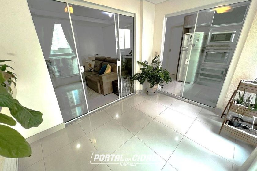 Apartamento &agrave; venda - Meia Praia