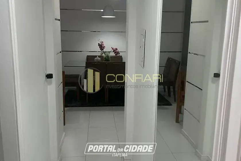 Apartamento &agrave; venda - 126m&sup2; - Meia Praia