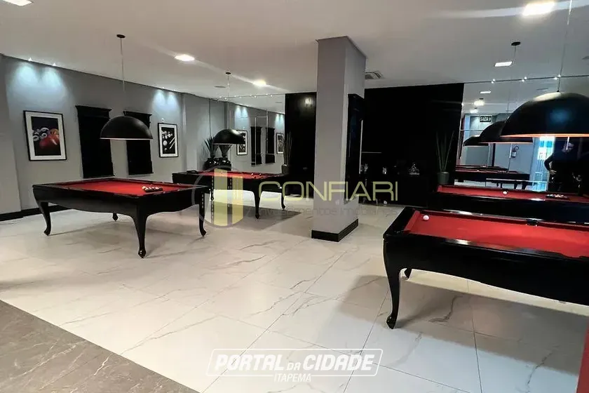Apartamento &agrave; venda - 117m&sup2; - meia praia