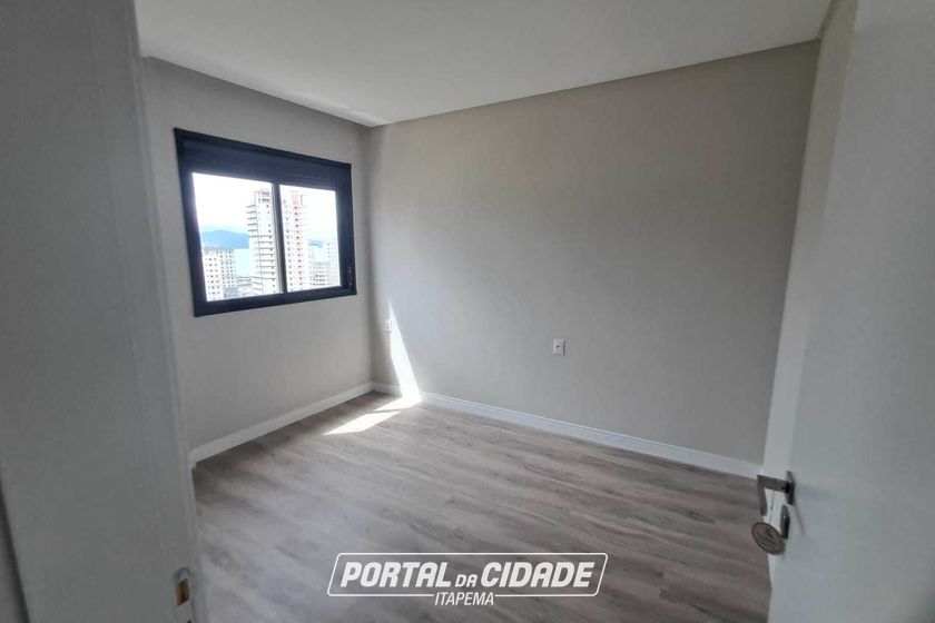 Apartamento &agrave; venda - 90m&sup2; - Balne&aacute;rio Pereque