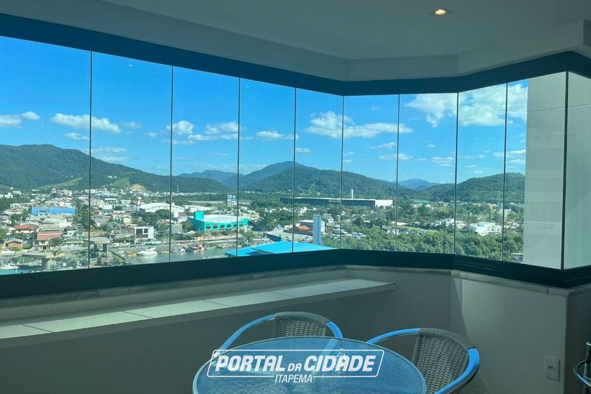 Apartamento para alugar - 125m&sup2; - Centro