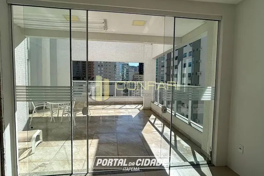 Apartamento &agrave; venda - 222m&sup2; - Centro