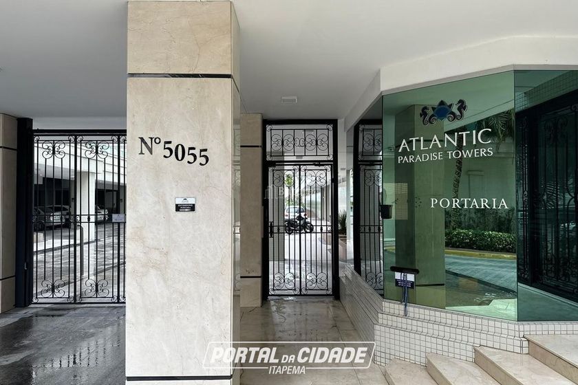 Apartamento &agrave; venda - 281m&sup2; - Meia Praia