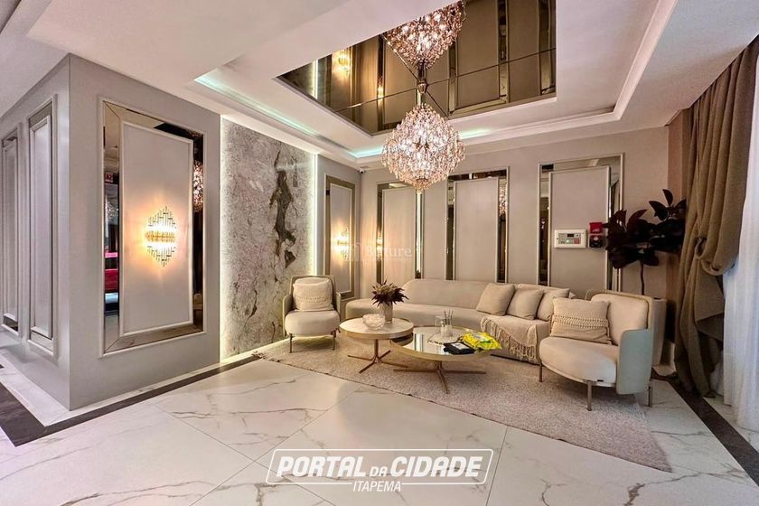 Apartamento &agrave; venda - 129m&sup2; - Meia Praia