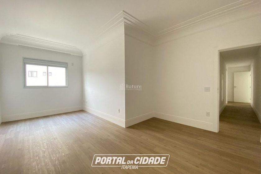 Apartamento &agrave; venda - 200m&sup2; - Centro