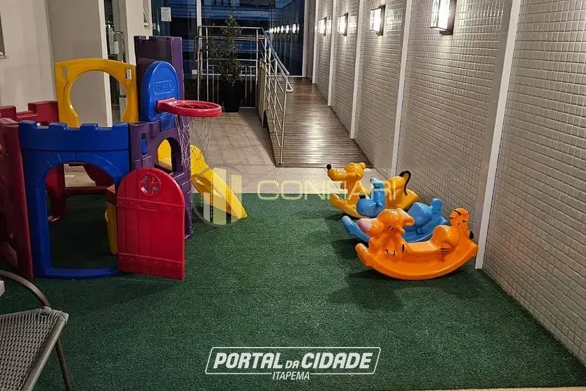 Apartamento &agrave; venda - 133m&sup2; - Meia Praia