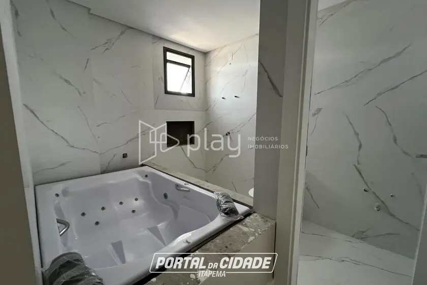 Apartamento &agrave; venda - 133m&sup2; - Centro