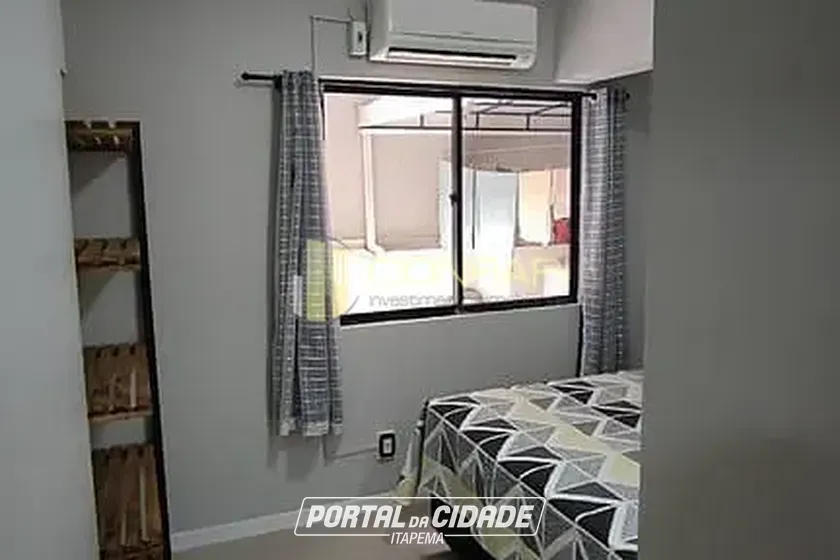 Apartamento &agrave; venda - 126m&sup2; - Meia Praia