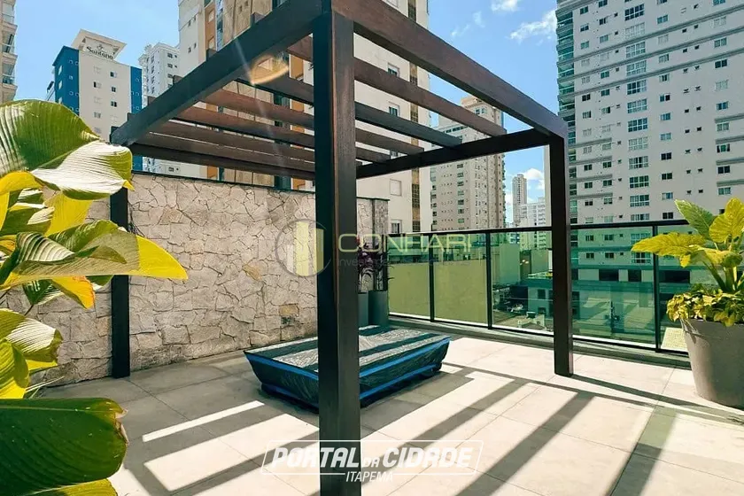 Apartamento &agrave; venda - 114m&sup2; - Meia Praia