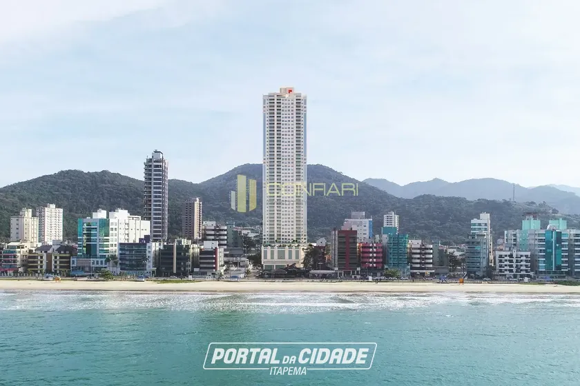 Apartamento &agrave; venda - 191m&sup2; - Centro