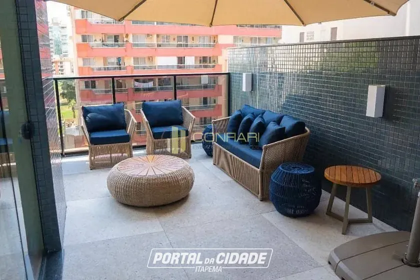 Apartamento para alugar - 127m&sup2; - Meia Praia