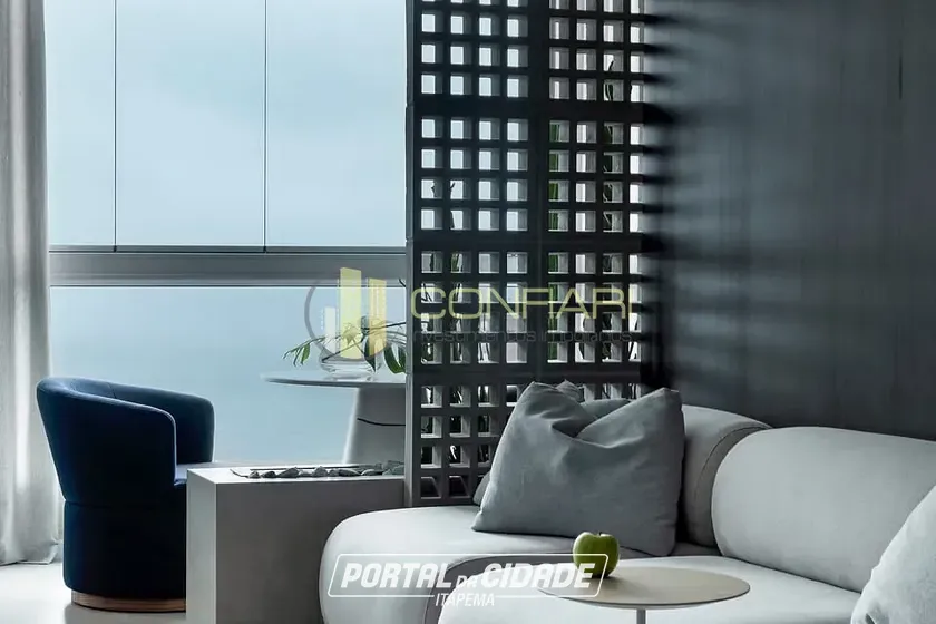 Apartamento &agrave; venda - 128m&sup2; - Meia Praia
