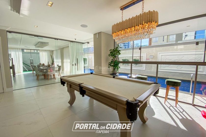 Apartamento &agrave; venda - 114m&sup2; - Meia Praia
