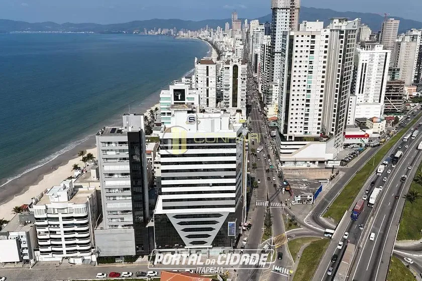 Sala Comercial &agrave; venda - 38m&sup2; - Meia Praia