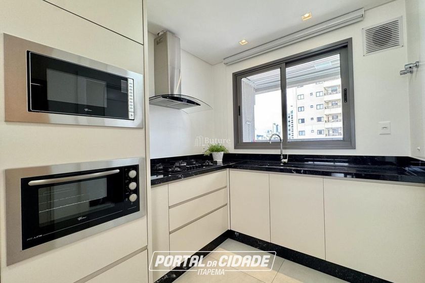 Apartamento &agrave; venda - 122m&sup2; - Centro